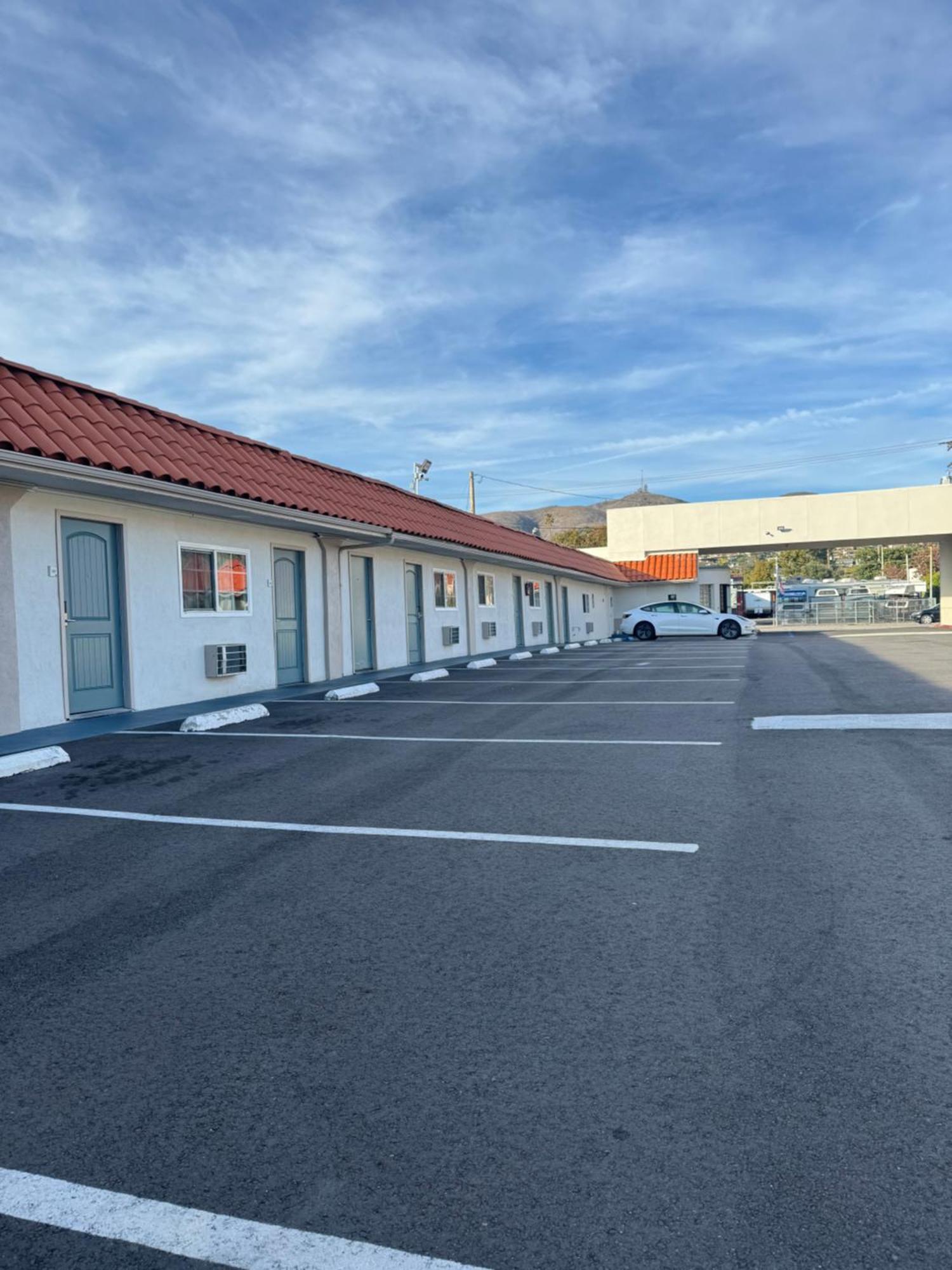Rodeway Inn Ventura Exterior photo